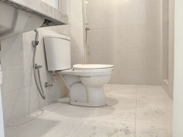 Bathroom in 2 BHK Apartment at Hiranandani Eagleridge Wing B, Ghodbunder Road – for Rent