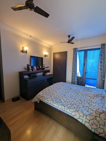 Bedroom in 3 BHK Apartment at Unitech Fresco, Sector 50 – for Sale