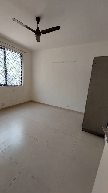 Room in 3 BHK Builder Floor at Vatika Primrose Floors, Sector 82 – for Rent