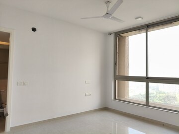 Room in 3 BHK Apartment at Hiranandani Eagleridge Wing B, Ghodbunder Road – for Rent
