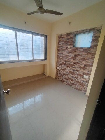 Room in 1.5 BHK Apartment at Laxmi Avenue D Global City Ph-II, Virar West – for Rent