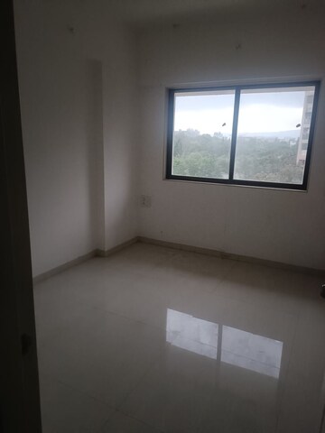 Room in 1 BHK Apartment at Arihant Amber Mumbai, Taloja – for Rent