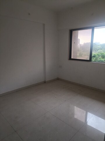 Room in 1 BHK Apartment at Arihant Amber Mumbai, Taloja – for Rent