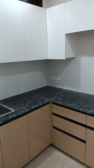 Kitchen in 1.5 BHK Builder Floor at Ignou Road – for Rent