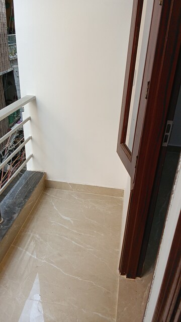 Balcony in 1.5 BHK Builder Floor at Ignou Road – for Rent