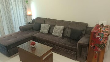 Bedroom in 2 BHK Apartment at K Raheja Interface Heights, Malad West – for Rent