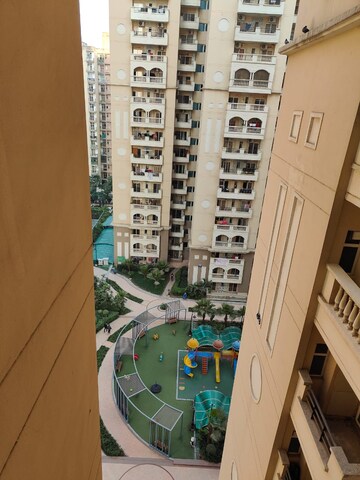 Master Bedroom in 2 BHK Apartment at Nimbus Express Park View - II, Chi V Greater Noida – for Sale