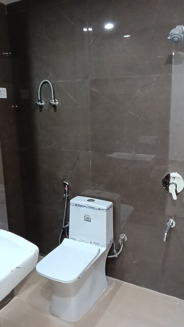 Furnished Amenities in 2 BHK Builder Floor at Ignou Road – for Rent