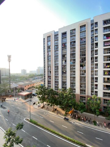 2 BHK Apartment For Rent in Lodha Golden Dream, Dombivli East