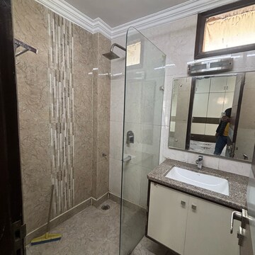 Kitchen in 3 BHK Builder Floor at Safdarjang Enclave – for Rent