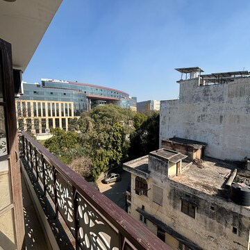3 BHK Builder Floor – Exterior View View at Safdarjang Enclave - for Rent