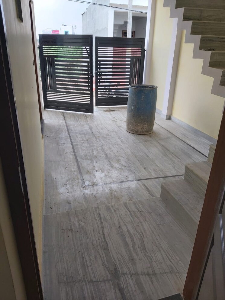 Balcony, manas-town 2 Bedroom 1250 Sq.Ft. Independent House In Indira Nagar Lucknow 8165498