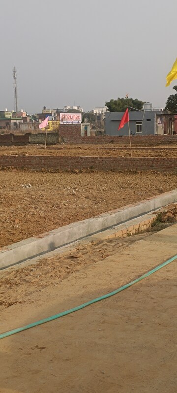 Plot Area in  Plot at Sikandrabad – for Sale