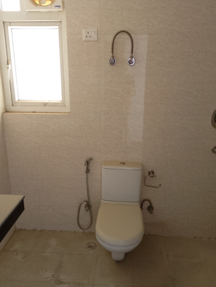 Bathroom, ats-kocoon 3 Bedroom 1745 Sq.Ft. Apartment In Sector 109 Gurgaon 8165579