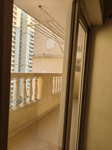 Building Lobby in 3 BHK Apartment at Nimbus Express Park View - II, Chi V Greater Noida – for Sale