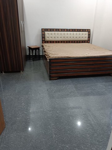 Room in 2.5 BHK Independent House at Theta Ii Greater Noida – for Sale