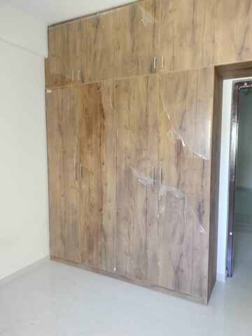 Room in 2 BHK Apartment at Halasuru – for Rent