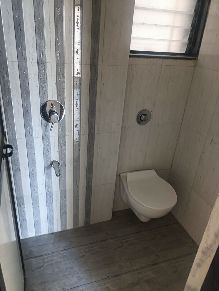 Bathroom, samcon-jyot-residency 1 Bedroom 410 Sq.Ft. Apartment In Parel Mumbai 8165566