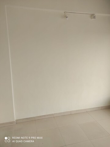 Room in 2 BHK Apartment at United Marvel, Viman Nagar – for Sale
