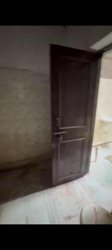 Furnished Amenities in 6+ BHK Independent House at Gamma I Greater Noida – for Sale