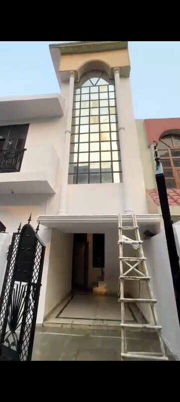 Staircase in 6+ BHK Independent House at Gamma I Greater Noida – for Sale