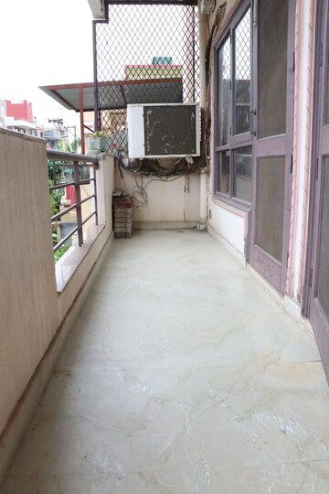 Parking in 3 BHK Independent House at SS Mayfield Gardens, Sector 51 – for Sale