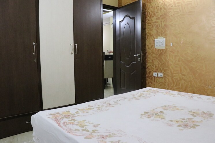 Room, ss-mayfield-gardens 3 Bedroom 228 Sq.Yd. Independent House In Sector 51 Gurgaon 8165678