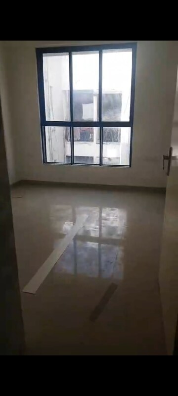 Room in 2 BHK Apartment at Maruti Maruti vi, Chandkheda – for Rent