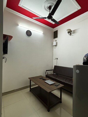 Team Area in 2 BHK Builder Floor at Ansal Sushant Lok I, Sector 43 – for Rent
