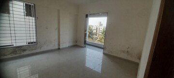Room in 4 BHK Apartment at Tulshibagwale Colony – for Sale