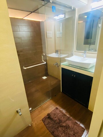 Master Bedroom in 1 BHK Apartment at Lok Darshan, Andheri East – for Rent