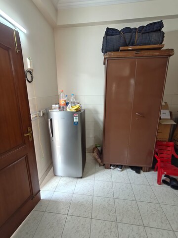 Furnished Amenities in 1 RK Independent House at RWA Apartments Sector 41, Sector 41 – for Rent
