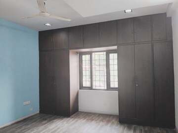 Room in 4 BHK Independent House at Khajaguda – for Sale