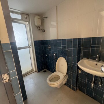 Bathroom in 2 BHK Apartment at Lodha Amara, Sandoz Baug – for Sale