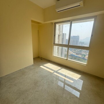 Room in 2 BHK Apartment at Lodha Amara, Sandoz Baug – for Sale