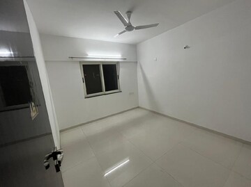 Room in 3 BHK Apartment at Akshar Altorios, Hadapsar – for Sale
