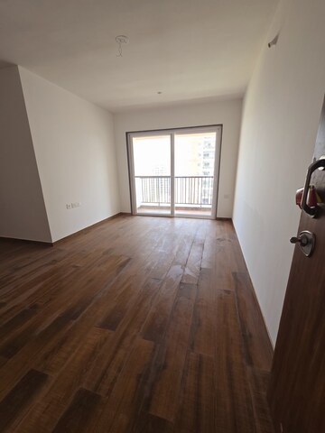 Room in 2 BHK Apartment at Unique K City, Keshav Nagar – for Rent
