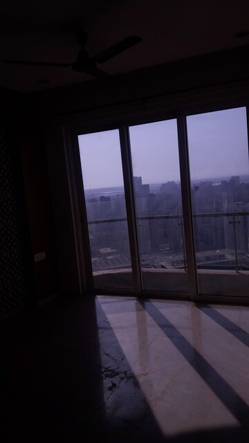 Room in 1 BHK Apartment at Mantri Serene, Goregaon East – for Rent