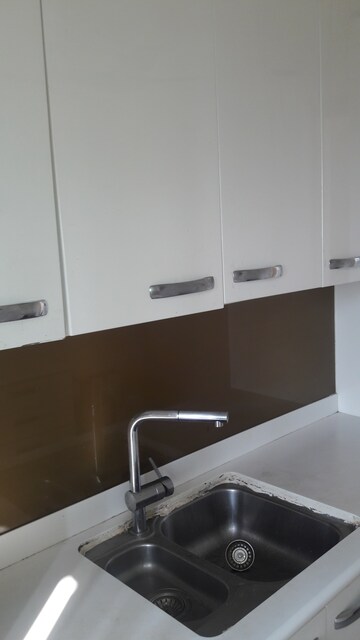 Furnished Amenities in 1 BHK Apartment at Mantri Serene, Goregaon East – for Rent