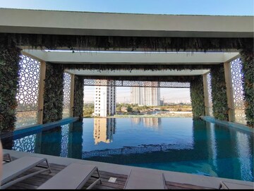 Swimming Pool in 2.5 BHK Apartment at M3M Marina, Sector 68 – for Rent