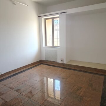 Room in 2 BHK Apartment at Triveni Vasant Vihar CHS, Mhada Colony – for Rent