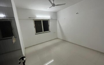 2 BHK Apartment For Sale in Magarpatta City Iris, Hadapsar