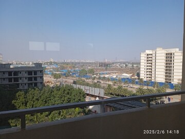Swimming Pool in 3.5 BHK Apartment at SS The Leaf, Sector 85 – for Rent