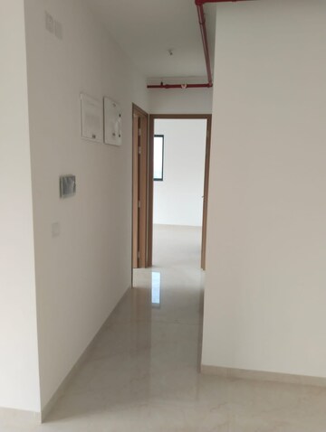 Room in 3 BHK Apartment at Godrej Urban Park, Chandivali – for Rent