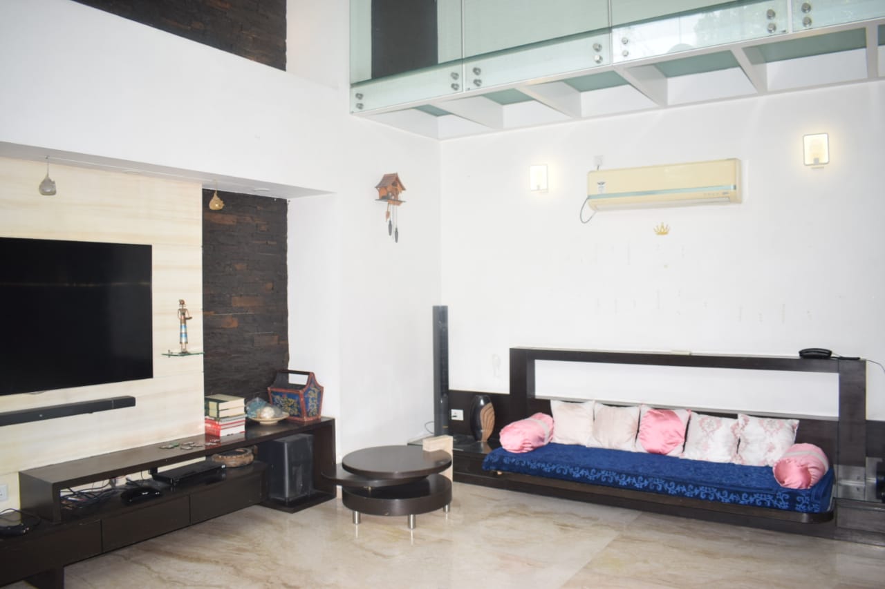 4 BHK Apartment For Sale in Shalaka Opus Apartment