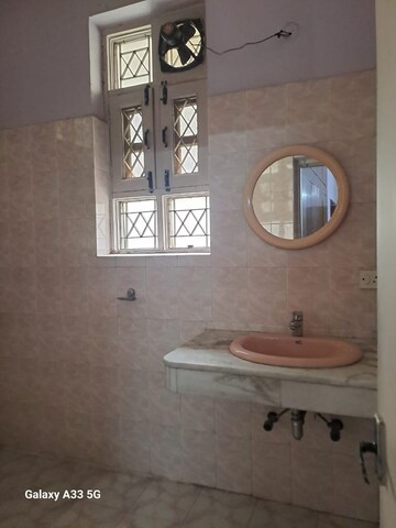 Bathroom in 2.5 BHK Builder Floor at Palam Vihar Residents Association, Palam Vihar – for Sale