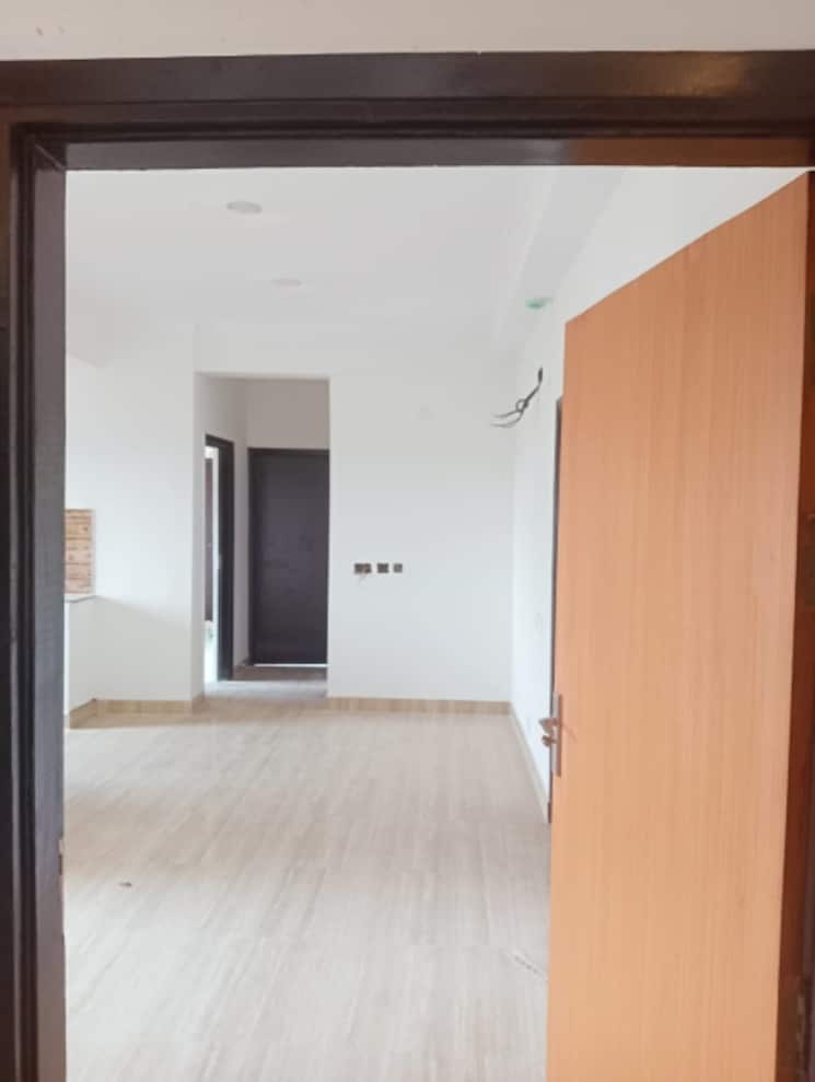 Room, sector 31 6+ Bedroom 450 Sq.Mt. Villa In Sector 31 Noida 8166105