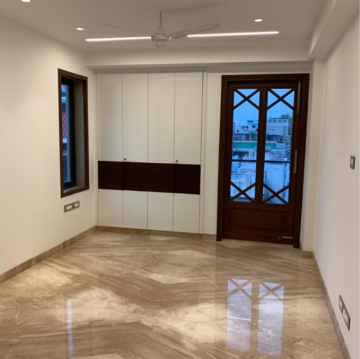 Room in 4 BHK Builder Floor at Vasant Vihar – for Sale