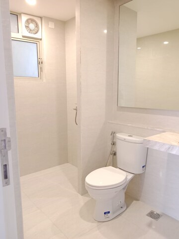 2 BHK Apartment For Rent in Hiranandani Fortune City, New Panvel