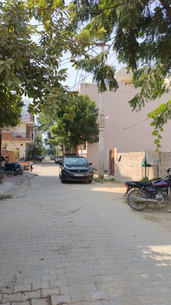 Plot For Sale in New Palam Vihar 3